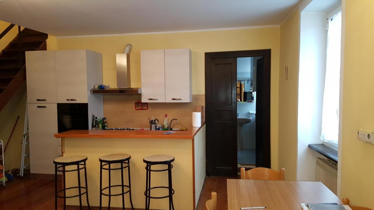 Ferienwohnung Torres Rojas Ivrea Exterior foto