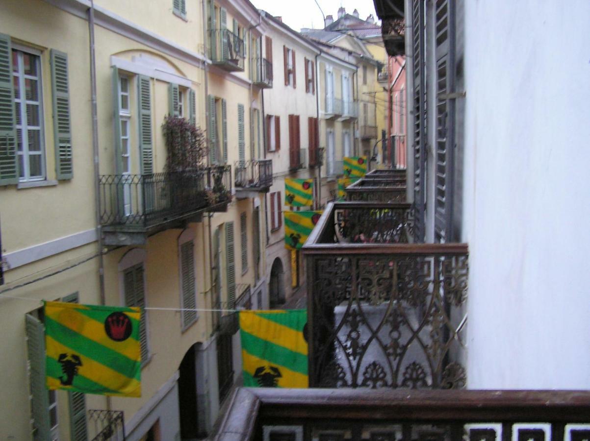 Ferienwohnung Torres Rojas Ivrea Exterior foto