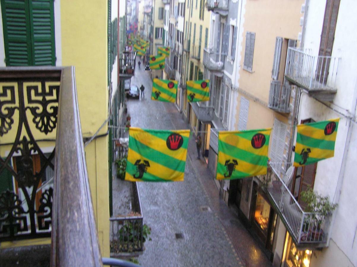 Ferienwohnung Torres Rojas Ivrea Exterior foto
